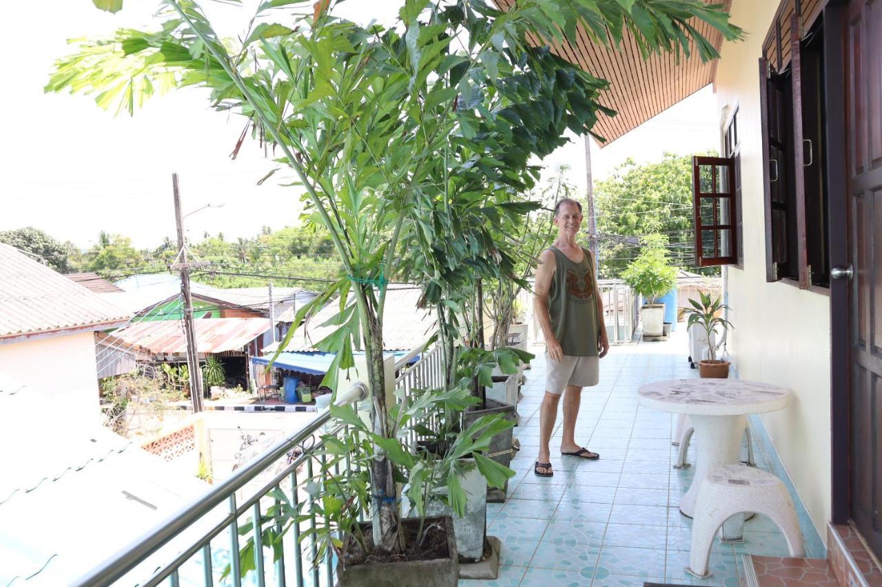 Ban Sulada Guest House Laem Ngop Экстерьер фото