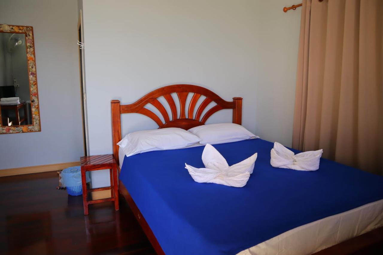 Ban Sulada Guest House Laem Ngop Экстерьер фото