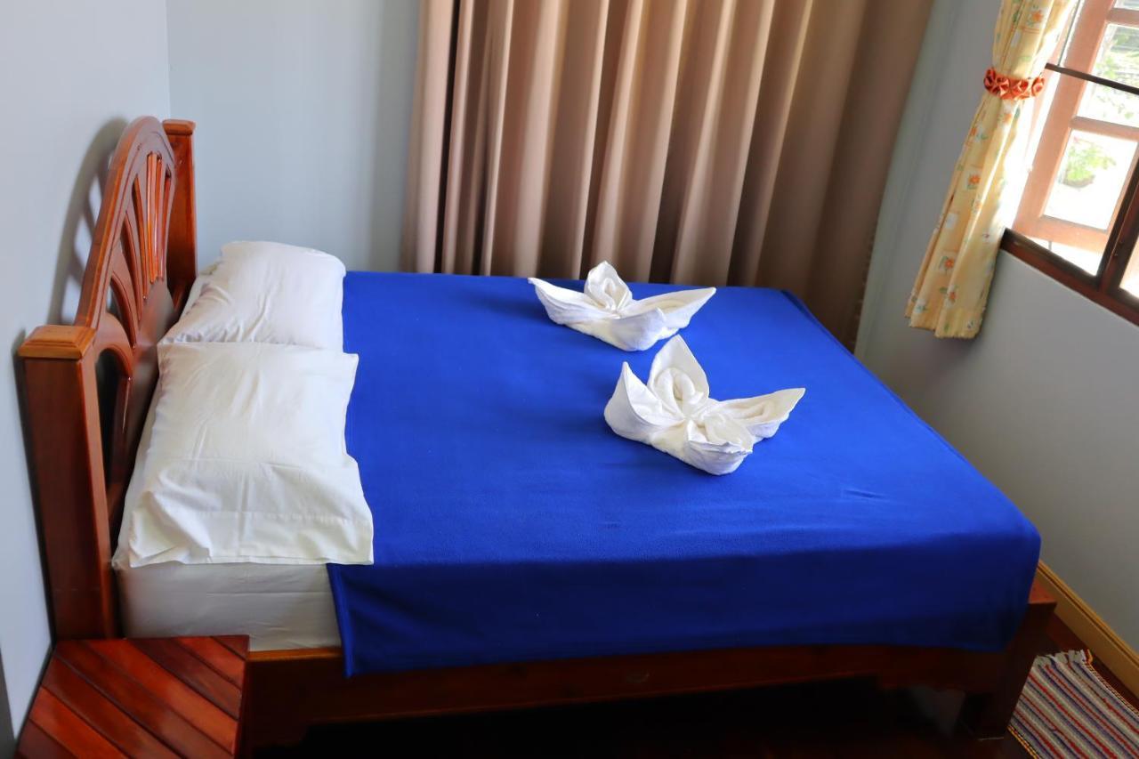 Ban Sulada Guest House Laem Ngop Экстерьер фото