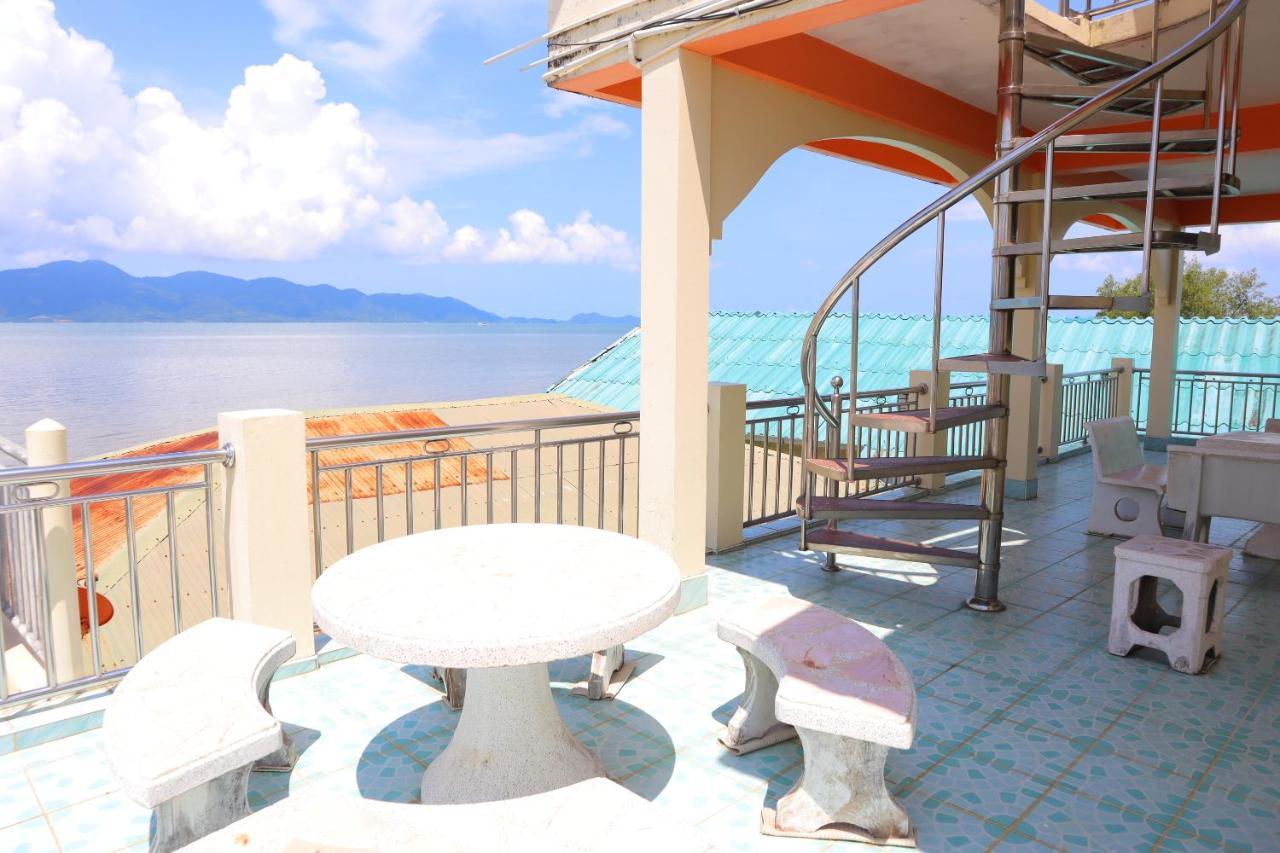 Ban Sulada Guest House Laem Ngop Экстерьер фото