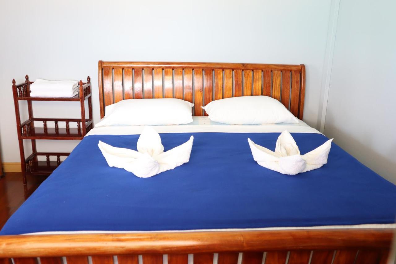 Ban Sulada Guest House Laem Ngop Экстерьер фото